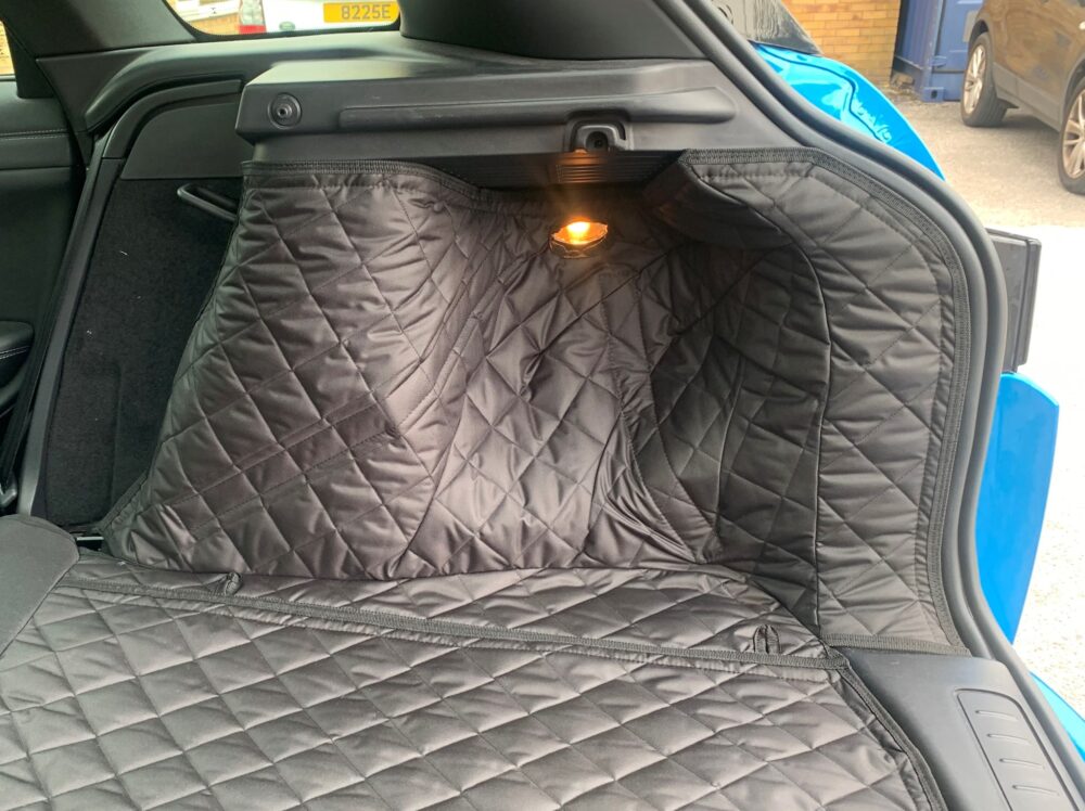 Land Rover Range Rover Evoque 2011-2019 - Fully Tailored Quilted Boot Liner - Image 3