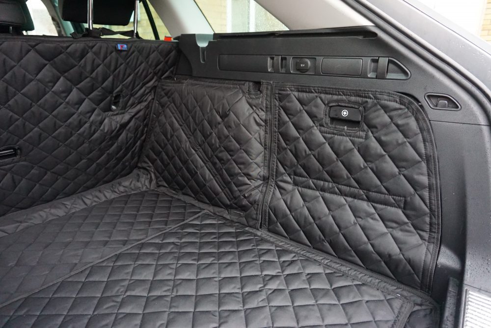 Skoda Superb Estate 2015 - Present - Fully Tailored Quilted Boot Liner - Image 3