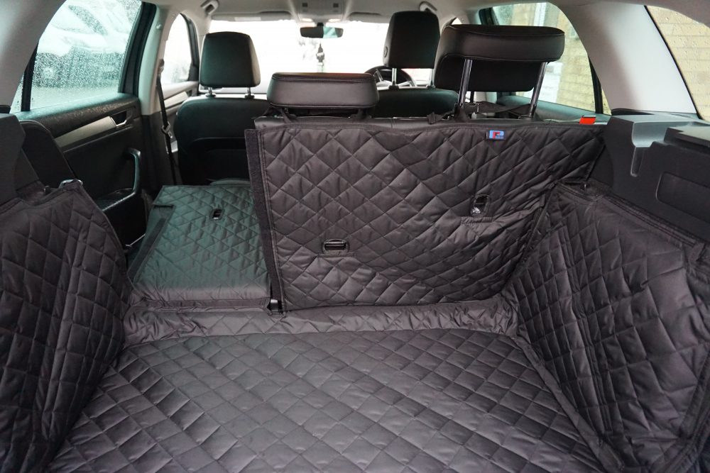 Skoda Superb Estate 2015 - Present - Fully Tailored Quilted Boot Liner - Image 5