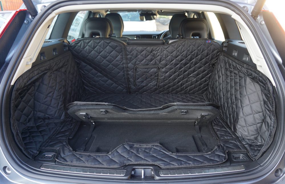Volvo V60 2018 - Present - Fully Tailored Quilted Boot Liner - Image 3