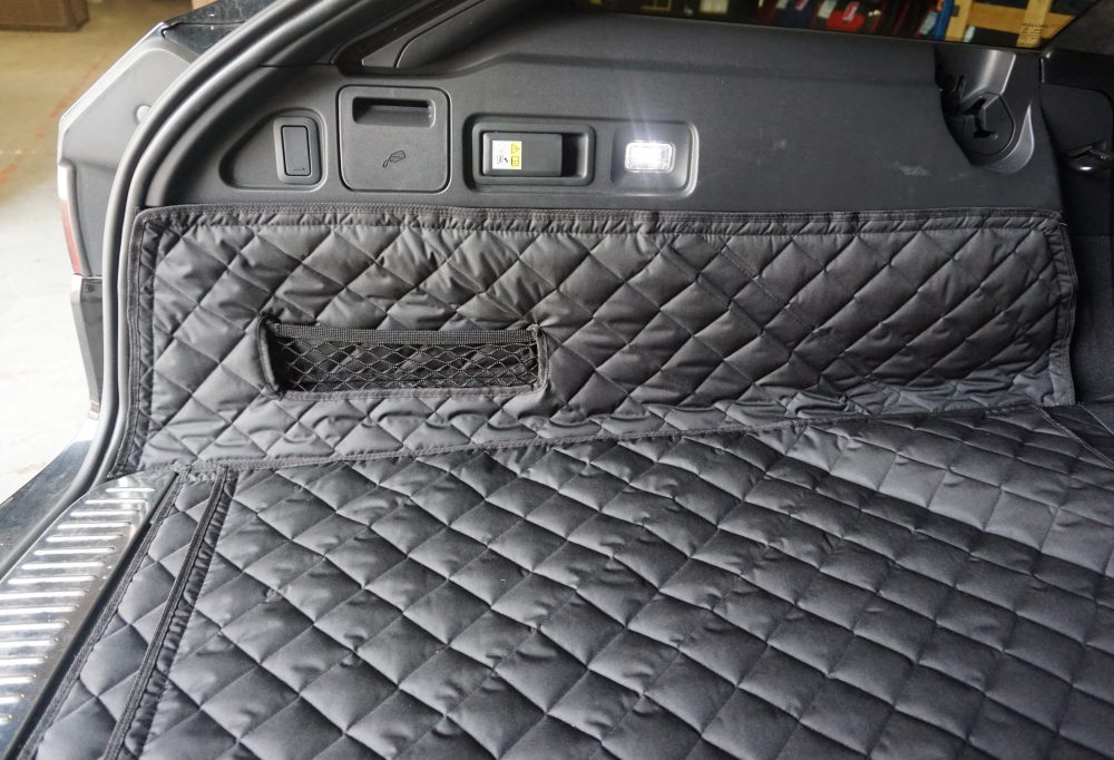 Jaguar XF 2015 - 2024 - Fully Tailored Quilted Boot Liner - Image 3