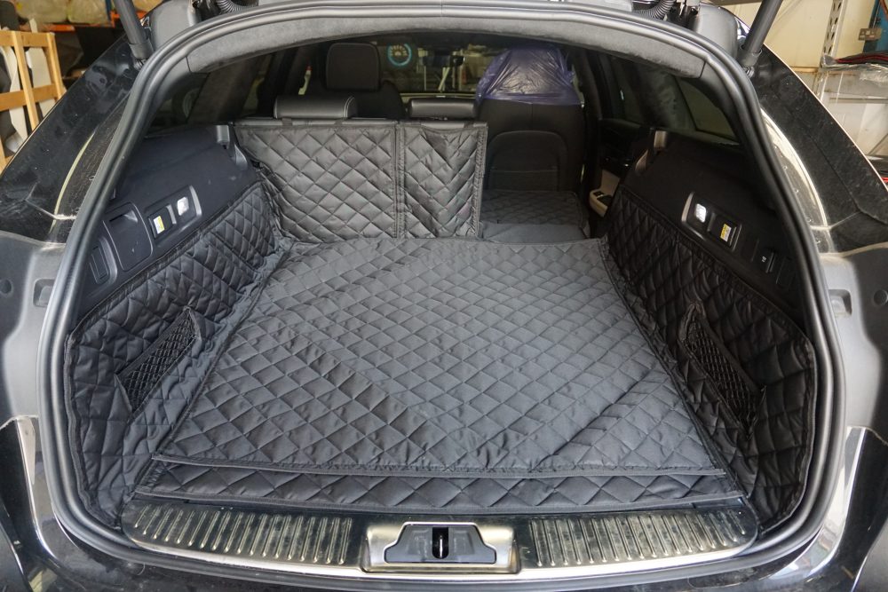 Jaguar XF 2015 - 2024 - Fully Tailored Quilted Boot Liner - Image 5