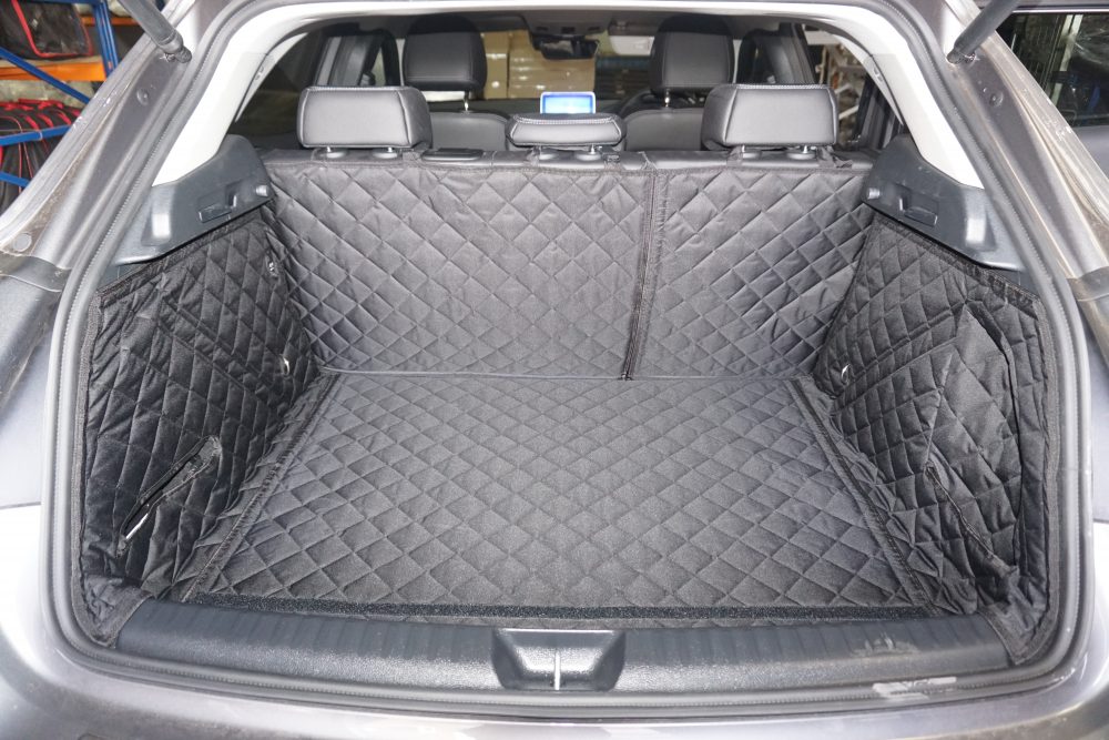 Mercedes GLA 2014-2020 - Fully Tailored Quilted Boot Liner - Image 4