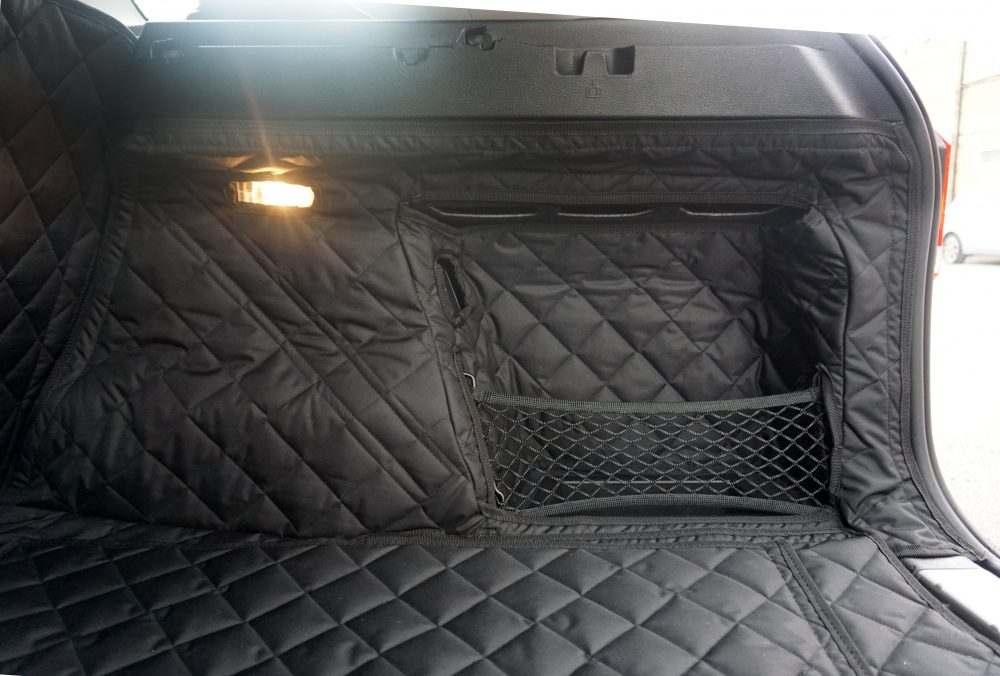 BMW X1 F48 2015 - 2022 - Fully Tailored Quilted Boot Liner - Image 4