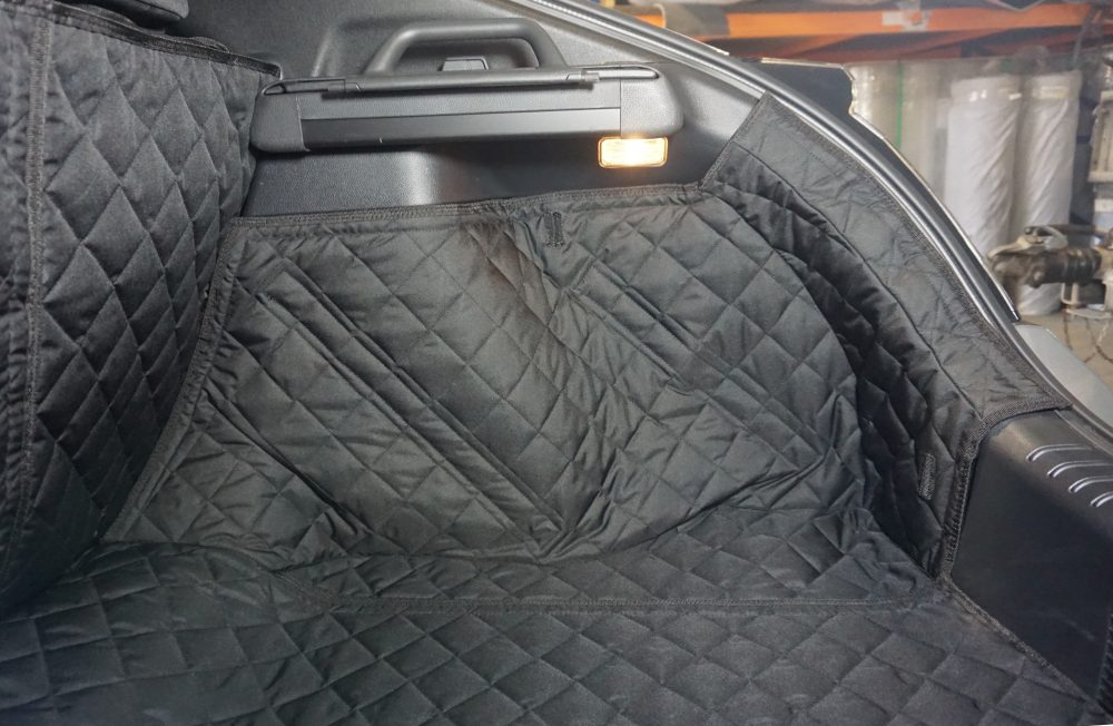 Honda Civic 2015 - 2022 - Fully Tailored Quilted Boot Liner - Image 3