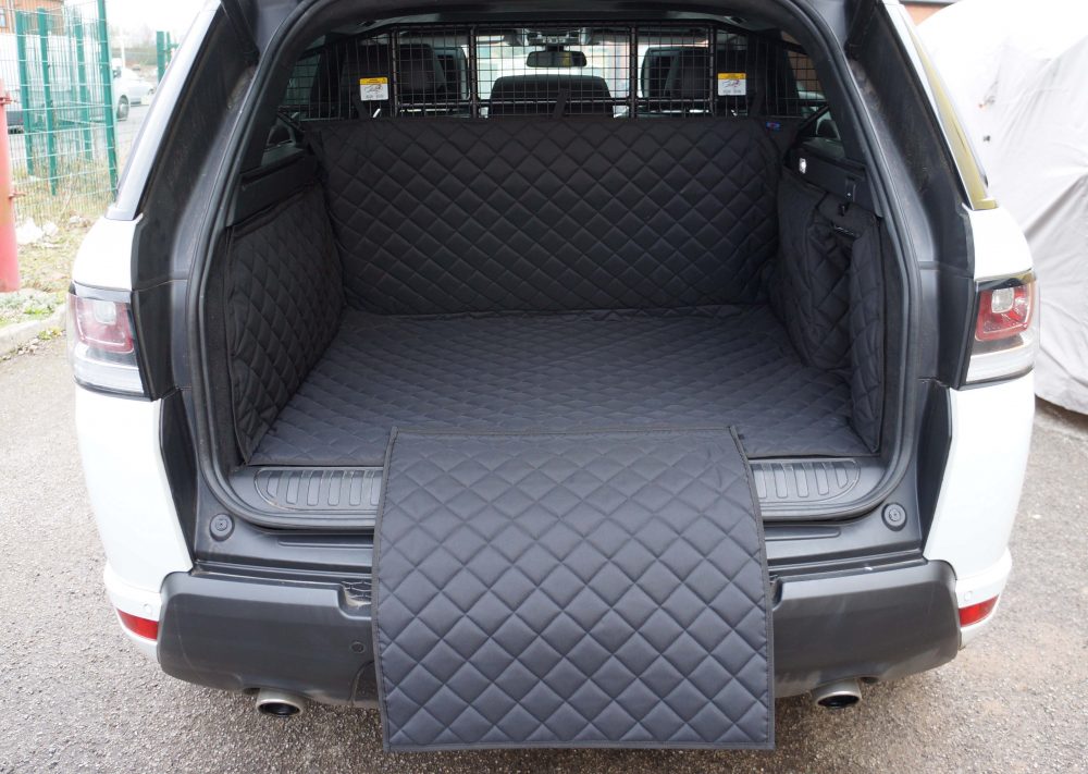 Land Rover Range Rover Sport 5 Seater (With Dog Guard in Use) 2013-2022 - Fully Tailored Quilted Boot Liner