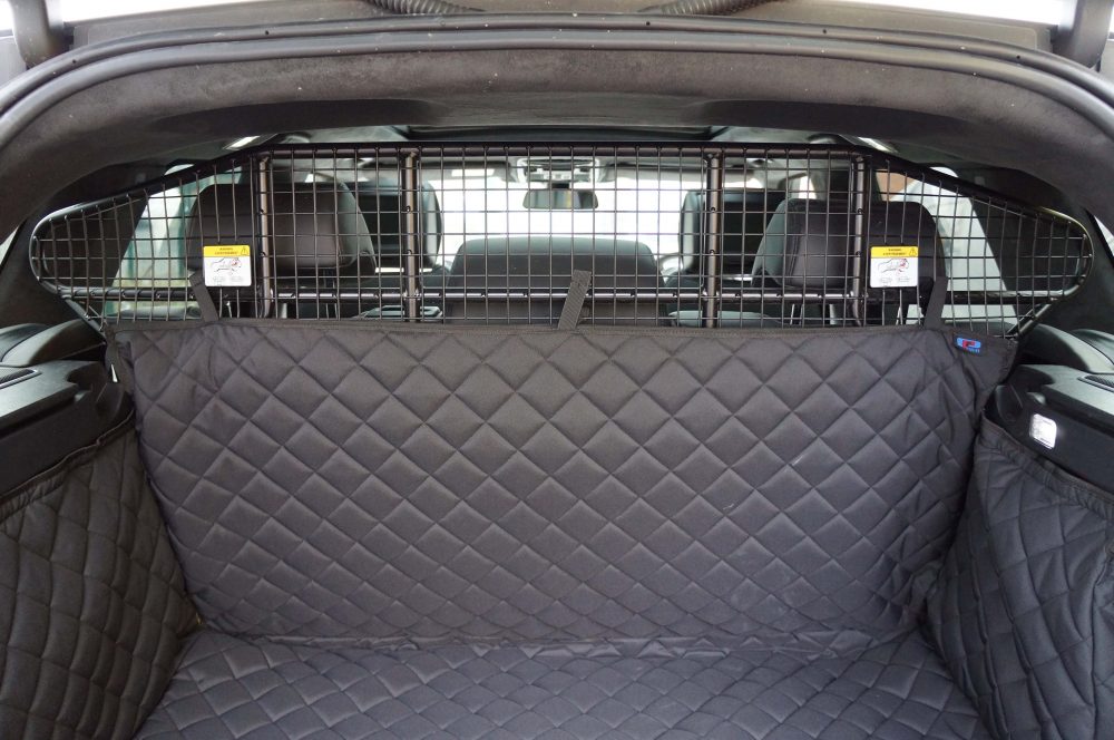 Land Rover Range Rover Sport 5 Seater (With Dog Guard in Use) 2013-2022 - Fully Tailored Quilted Boot Liner - Image 2