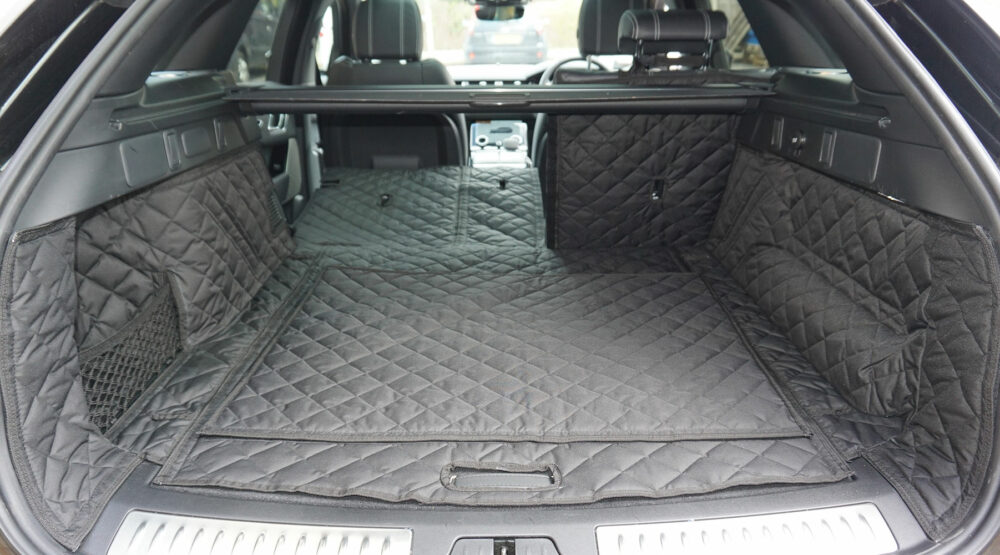 Land Rover Range Rover Velar 2020 - Present - Fully Tailored Quilted Boot Liner - Image 5