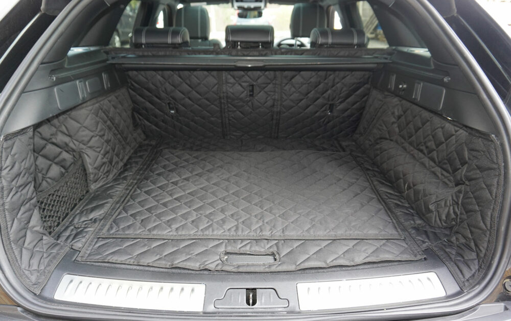 Land Rover Range Rover Velar 2020 - Present - Fully Tailored Quilted Boot Liner - Image 4