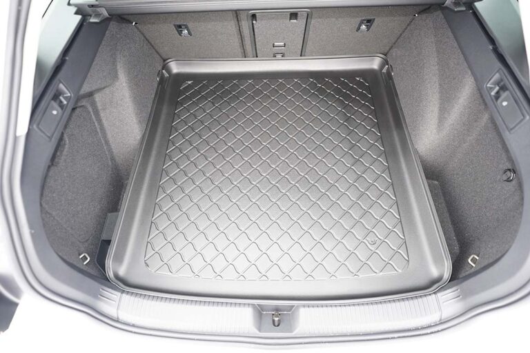 Car Boot Trays for Volkswagen Golf Mk8 2020 Present Protect Your