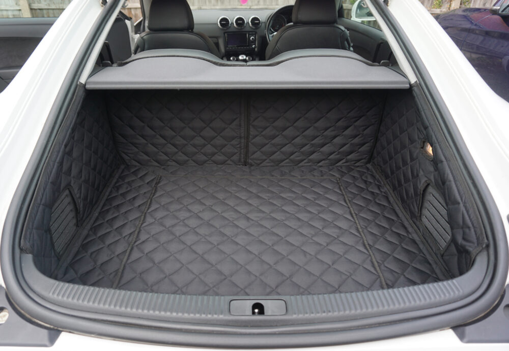 Audi TT Coupe 2006-2014 - Fully Tailored Quilted Boot Liner - Image 6