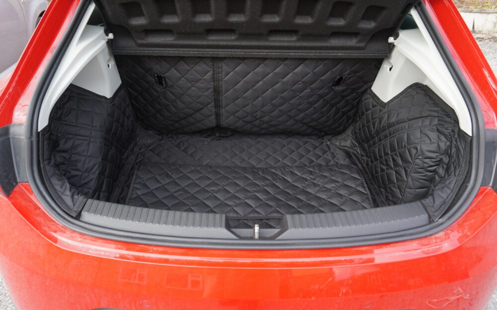 Seat Leon FR 2017- Present - Fully Tailored Quilted Boot Liner