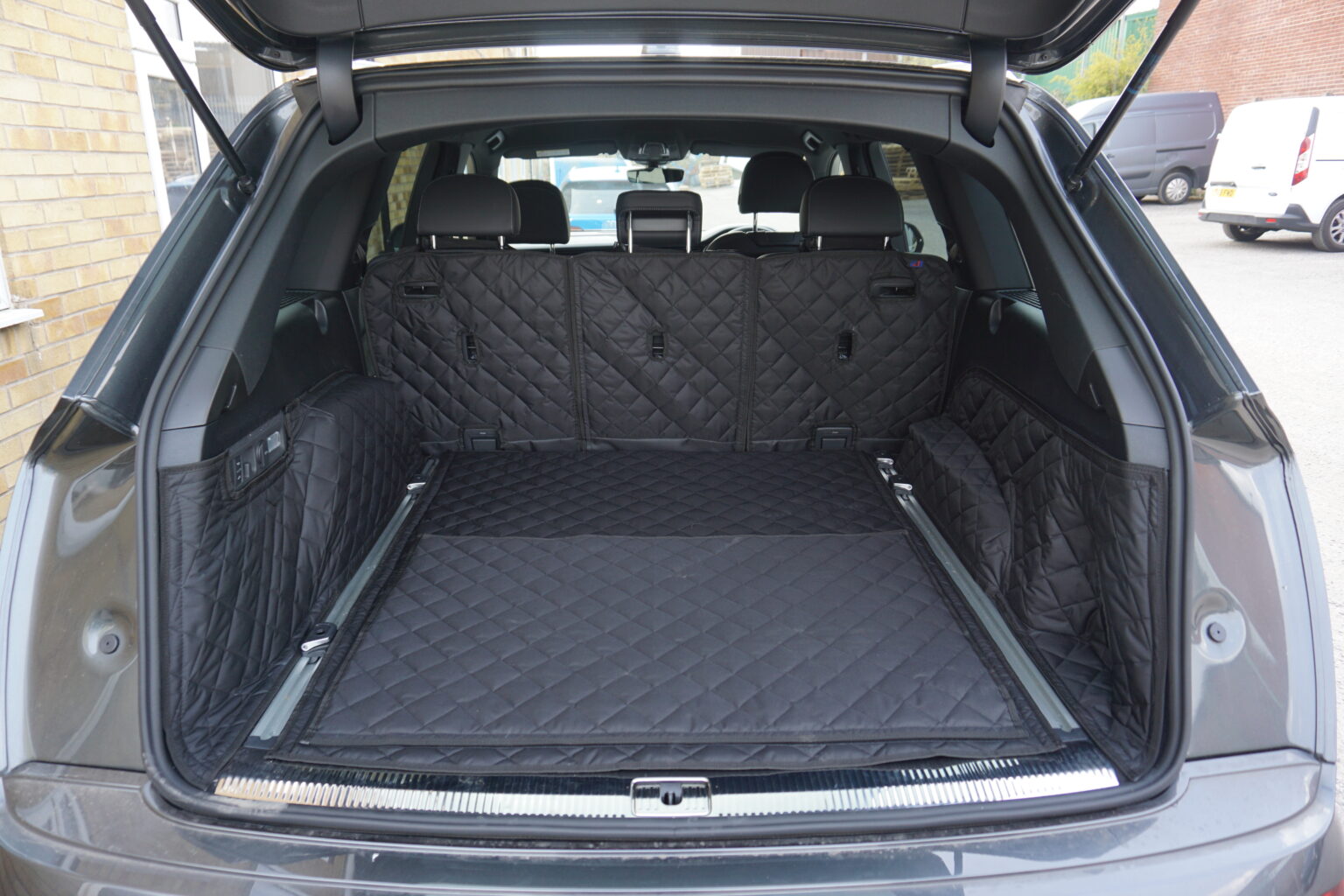 Audi Q7 Hybrid 2021 Present Boot Liners Boot Covers for Audi Q7