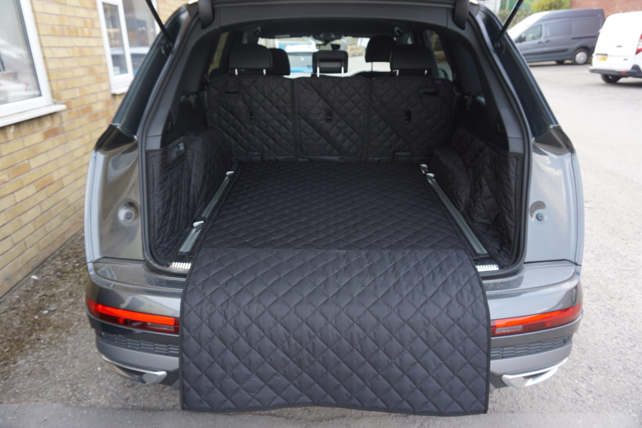 Audi Q7 Hybrid 2021 Present Boot Liners Boot Covers for Audi Q7