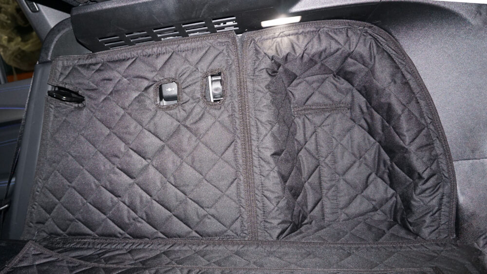 BMW X4 MHEV 2021-Present - Fully Tailored Quilted Boot Liner - Image 3