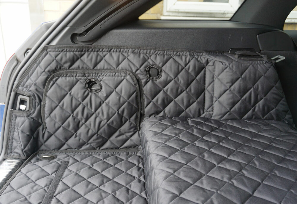 Mercedes C Class C300de Hybrid Estate 2019 - Present - Fully Tailored Quilted Boot Liner - Image 3
