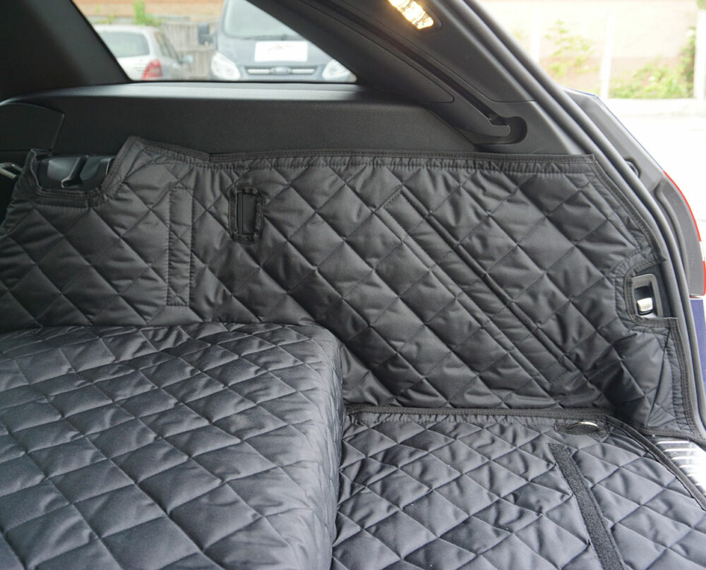 Mercedes C Class C300de Hybrid Estate 2019 - Present - Fully Tailored Quilted Boot Liner - Image 4
