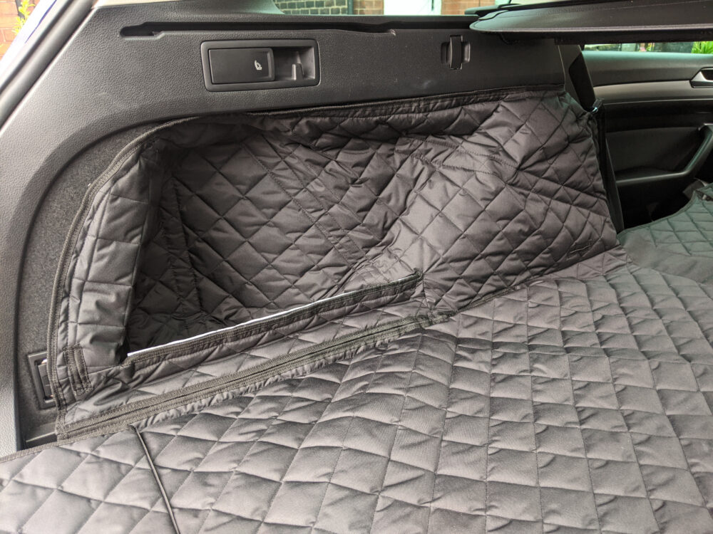 Volkswagen Passat Estate 2015 - Present - Fully Tailored Quilted Boot Liner - Image 2