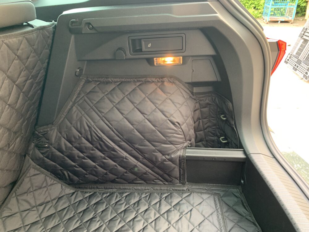 Volkswagen Tiguan Lower Boot Floor 2016 - Present - Fully Tailored Quilted Boot Liner - Image 3