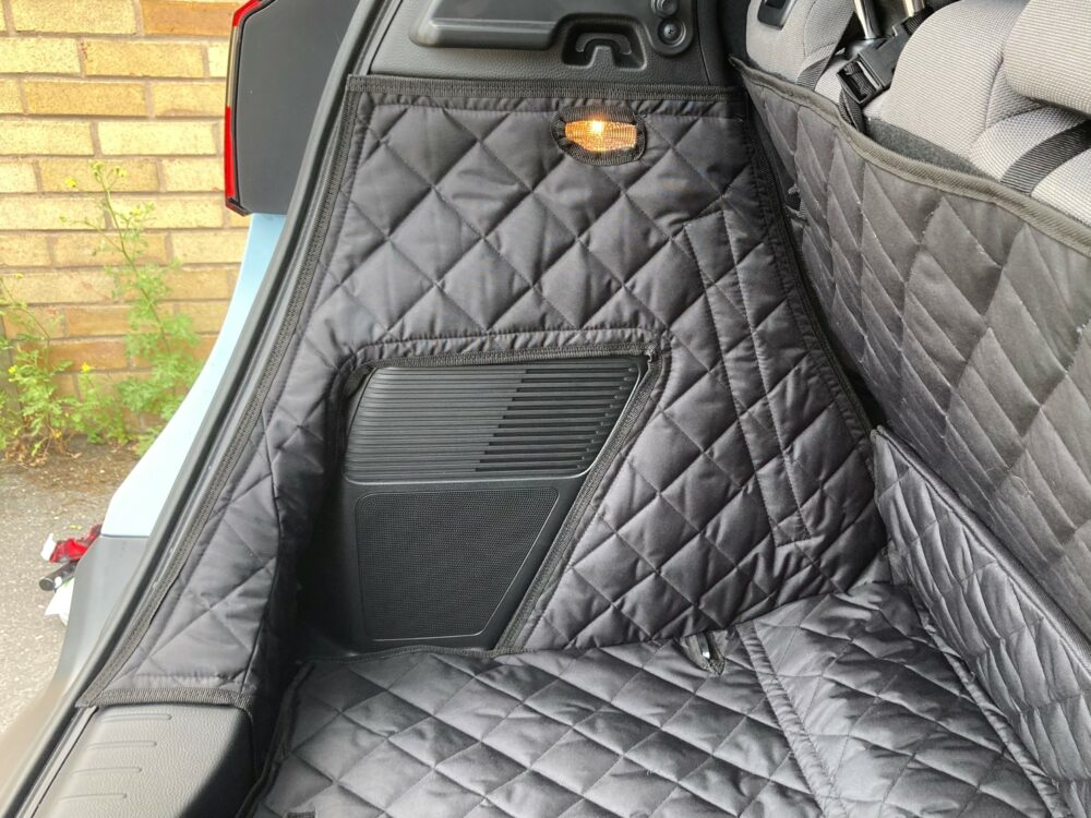 Honda Jazz Crosstar Hybrid 2020 - Present - Fully Tailored Quilted Boot Liner - Image 2