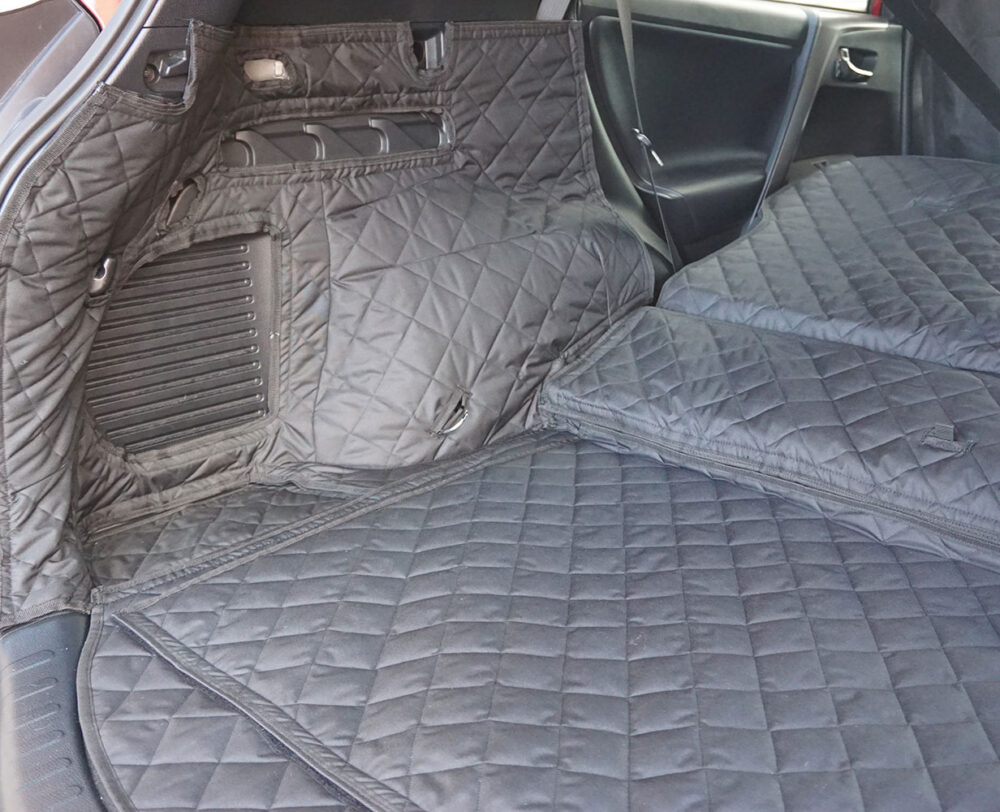 Toyota Rav4 Hybrid Left Hand Side Vent 2012-2019 - Fully Tailored Quilted Boot Liner - Image 3