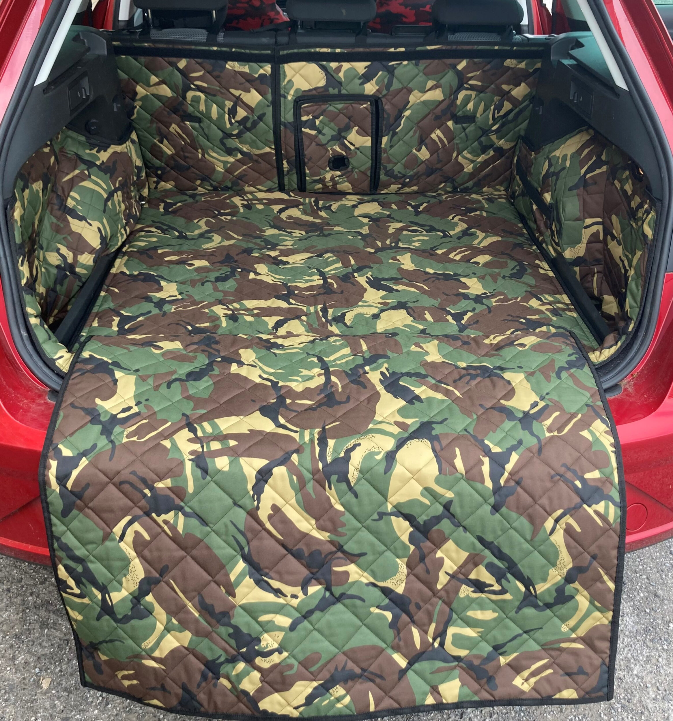 Seat Leon Tourer 2013-2020 - Fully Tailored Quilted Boot Liner