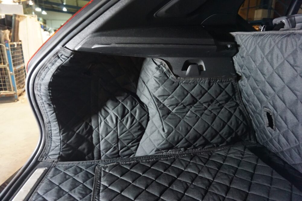 Volvo XC40 Electric 2018 - Present - Fully Tailored Quilted Boot Liner - Image 2