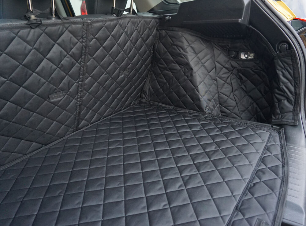 Suzuki Vitara 2015 - Present - Fully Tailored Quilted Boot Liner - Image 3