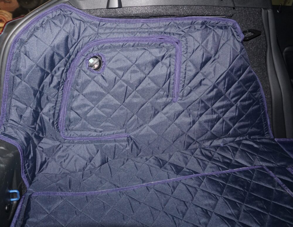 BMW 1 Series 2019 - 2024 Without Cargo Storage Hooks - Fully Tailored Quilted Boot Liner - Image 3