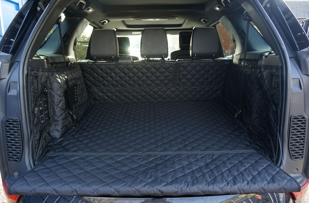 Land Rover Discovery 5 Without Dog Guard, With Air Vent 2017 - Present - Fully Tailored Quilted Boot Liner