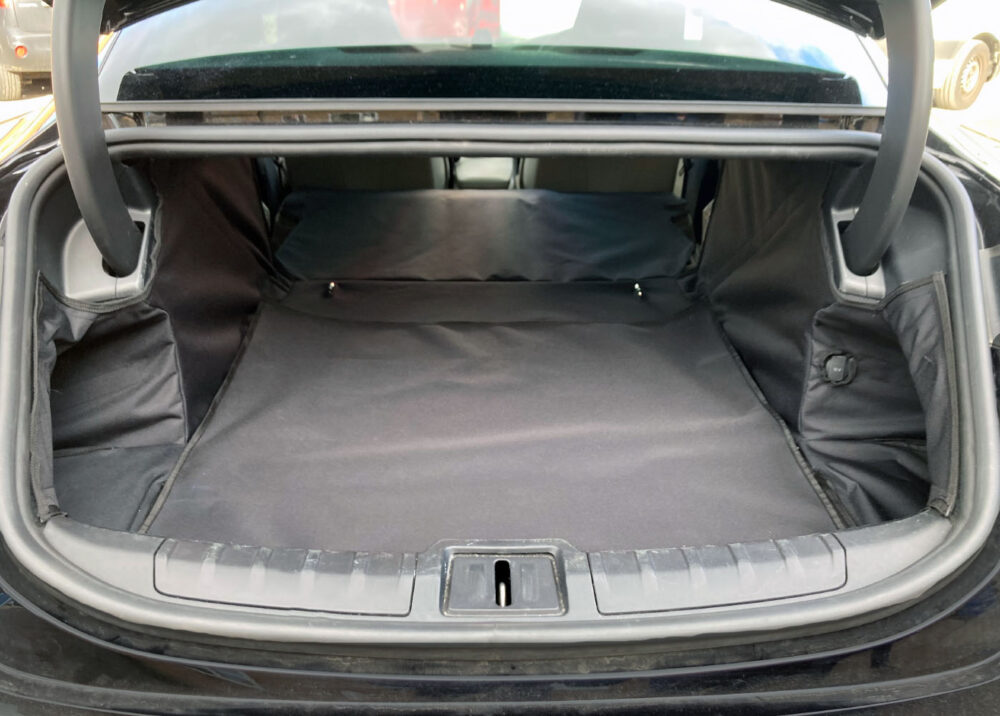 Porsche Taycan Saloon 2019 - Present - Fully Tailored Quilted Boot Liner