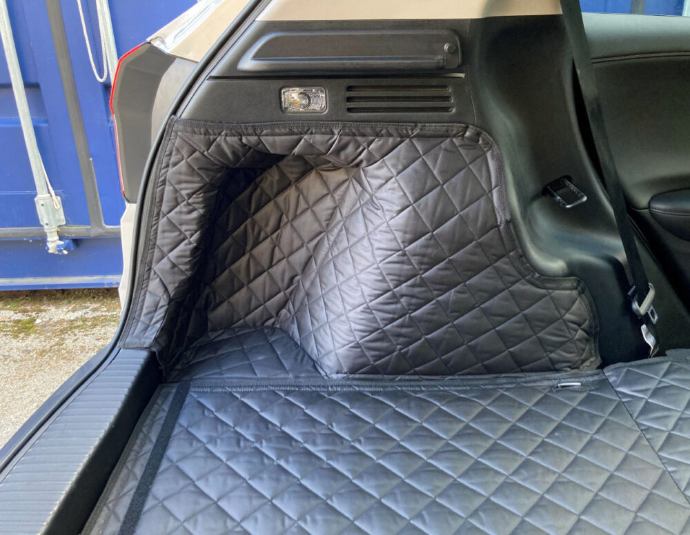 Honda HRV 2013-2021 - Fully Tailored Quilted Boot Liner - Image 3