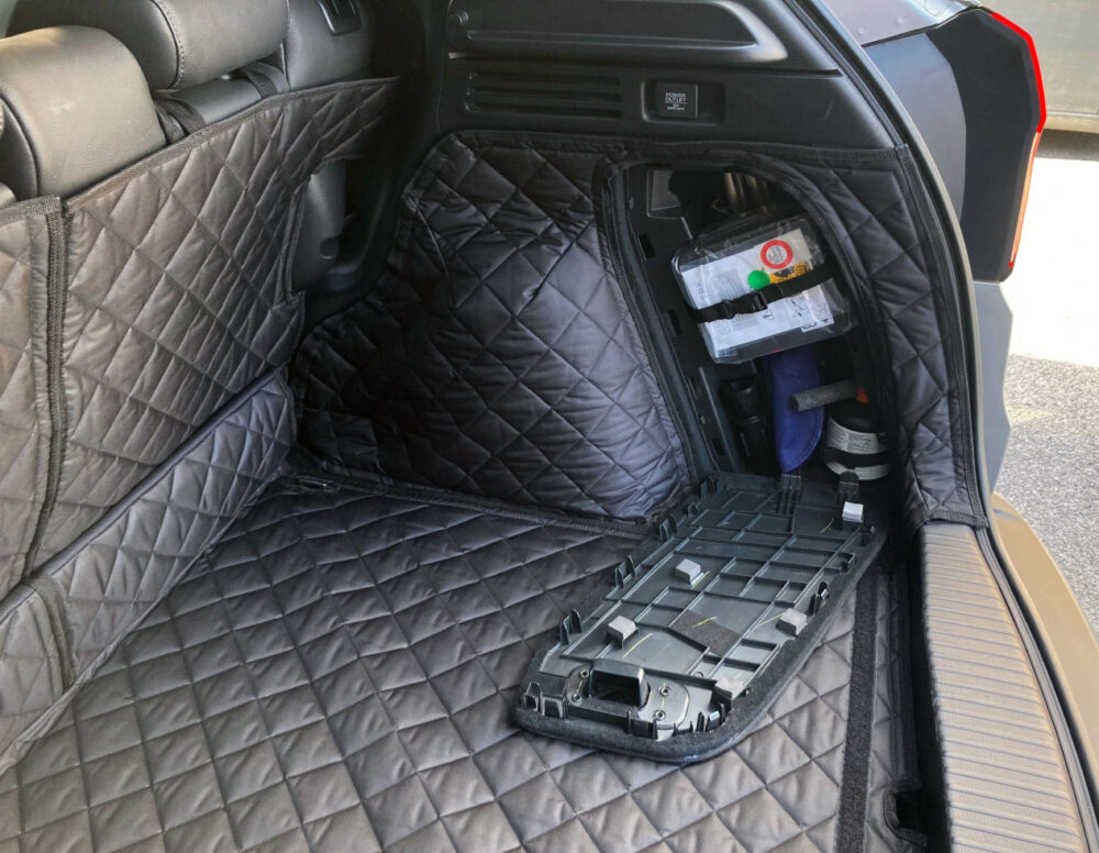 Honda HRV 2013-2021 - Fully Tailored Quilted Boot Liner - Image 4