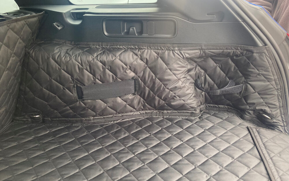 Mercedes C Class Estate Plug-in Hybrid 2021 - Present - Fully Tailored Quilted Boot Liner - Image 2