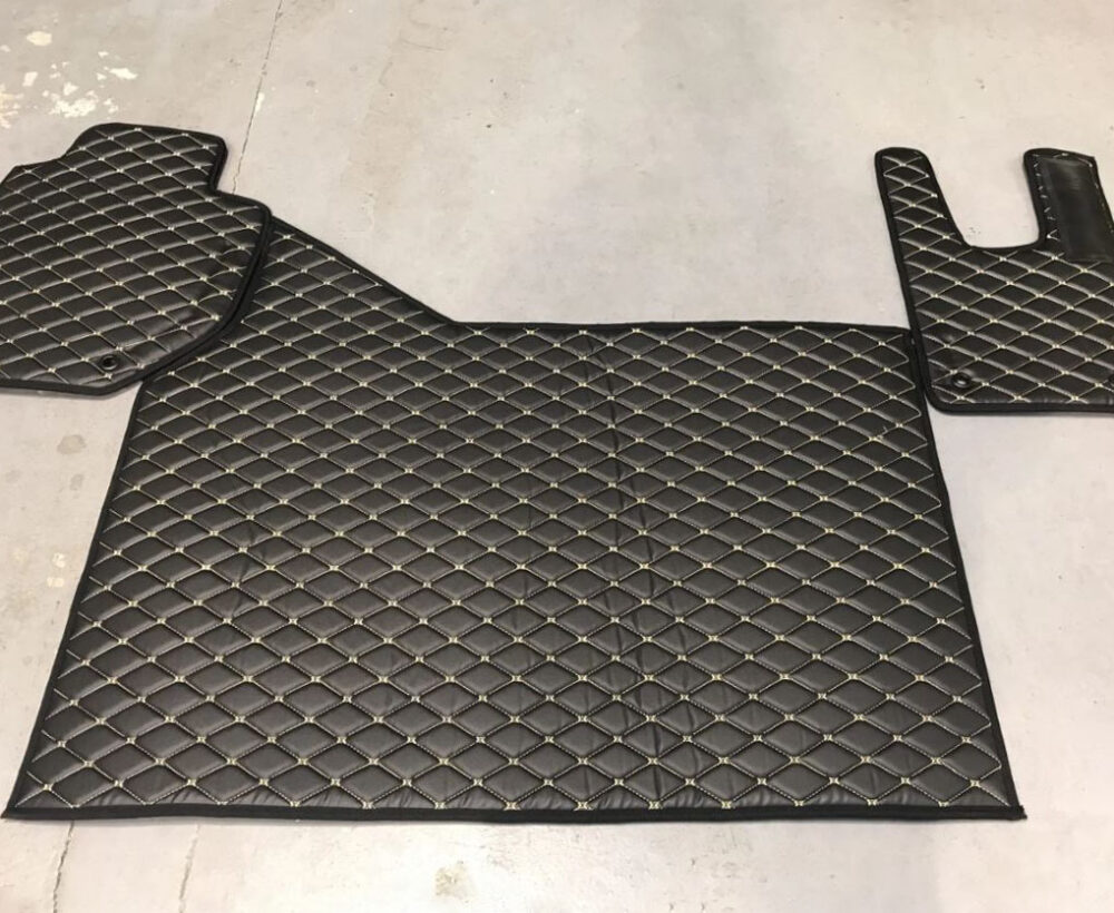 Quilt-Z - Renault T250 High Cab (flat floor) - Truck Mats - Image 2