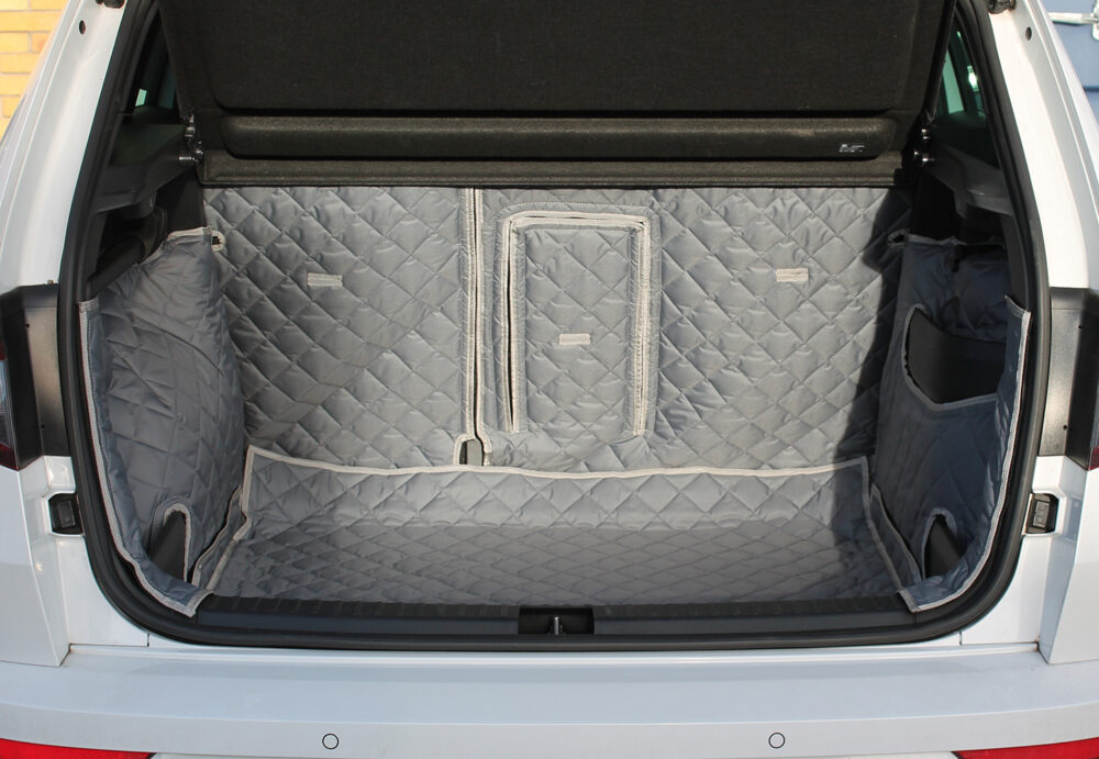 Skoda Karoq 2017 - Present - Fully Tailored Quilted Boot Liner