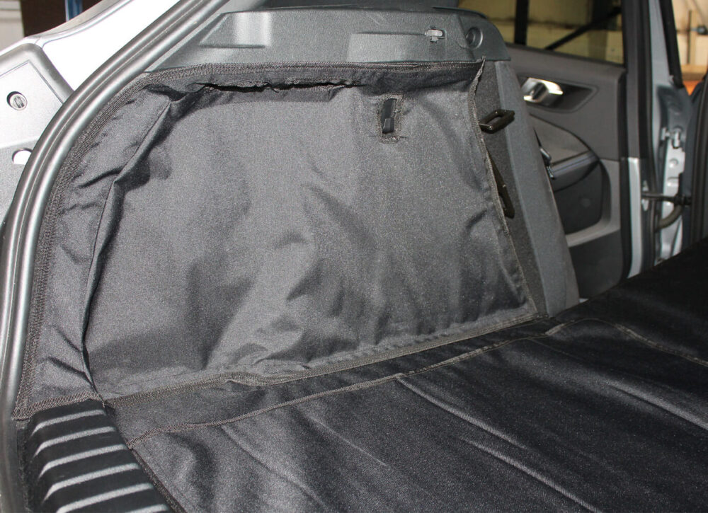 BMW 1 Series F70 2024 - Present - Fully Tailored Heavy Duty Boot Liner - Image 3