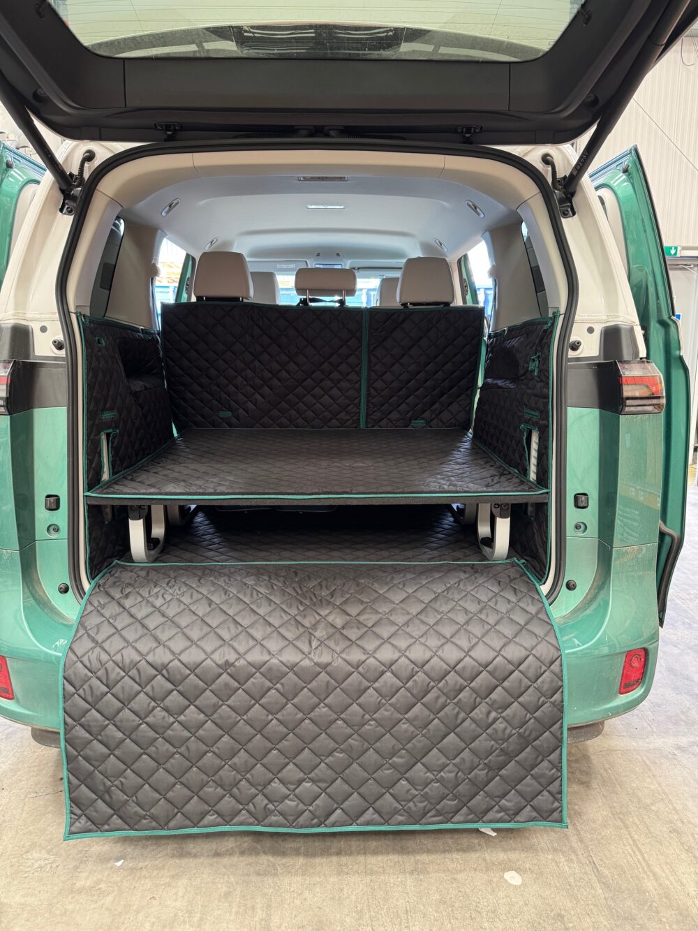 Volkswagen ID. Buzz 2024 - Present - Fully Tailored Quilted Boot Liner (5 Seater) - Image 3