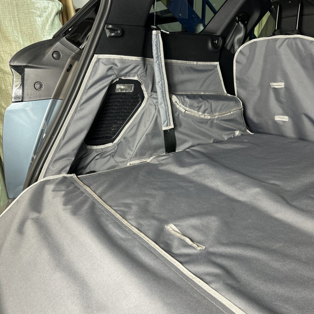 Peugeot 5008 (5 Seater) 2017 - 2024 - Fully Tailored Heavy Duty Boot Liner - Image 3