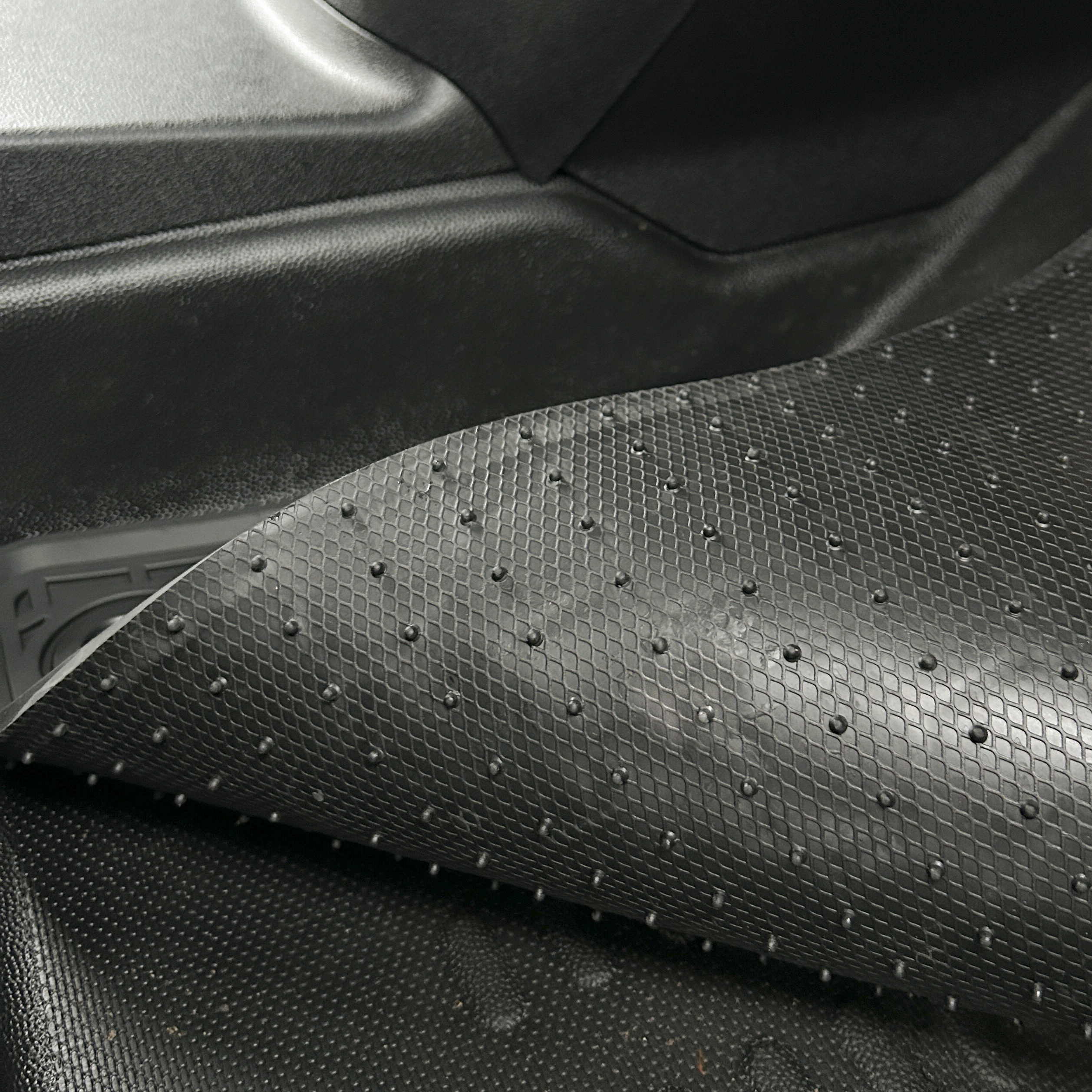 Fiat Doblo 2022 - Present Moulded Rubber Van Mat