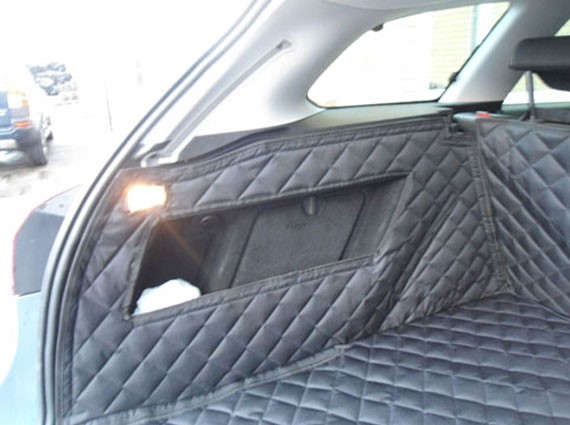 JVL 4-Piece Black Carpet Car Mat Set For Vauxhall Astra MK6 2010-2015 (RHD, With 4 Clips)