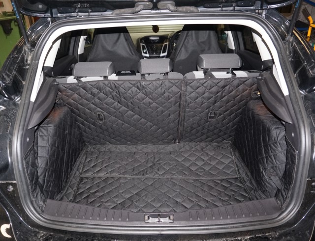 Ford Focus 2011 - 2014 (Hatchback) Fully Tailored Boot Liner