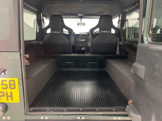 Land Rover Defender 90 1990 - 2007 Fully Tailored Boot Liner